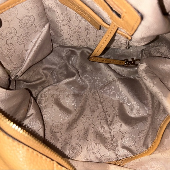 Vintage Michael Kors Fulton Large Brown Leather Shoulder Bag - Picture 8 of 15